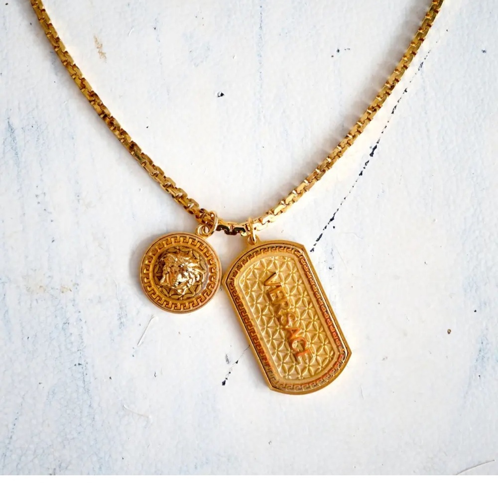 Versace Gold Medusa Pendant Necklace - Picture 10 of 10